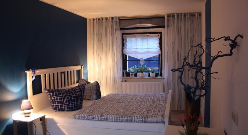 Romantik Landhaus Δρέσδη Δωμάτιο φωτογραφία