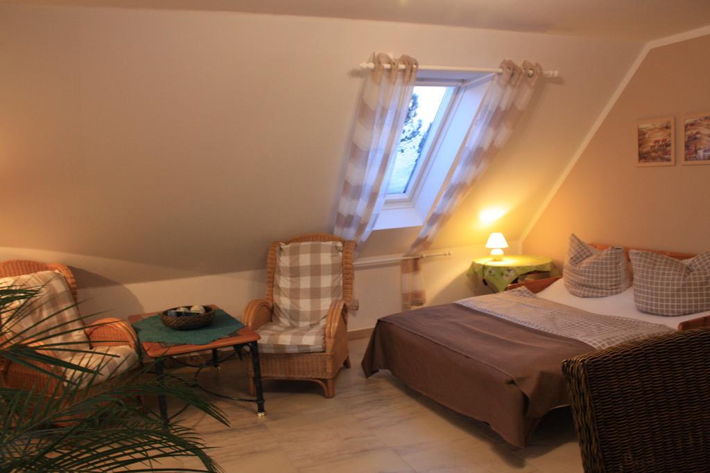Romantik Landhaus Δρέσδη Εξωτερικό φωτογραφία